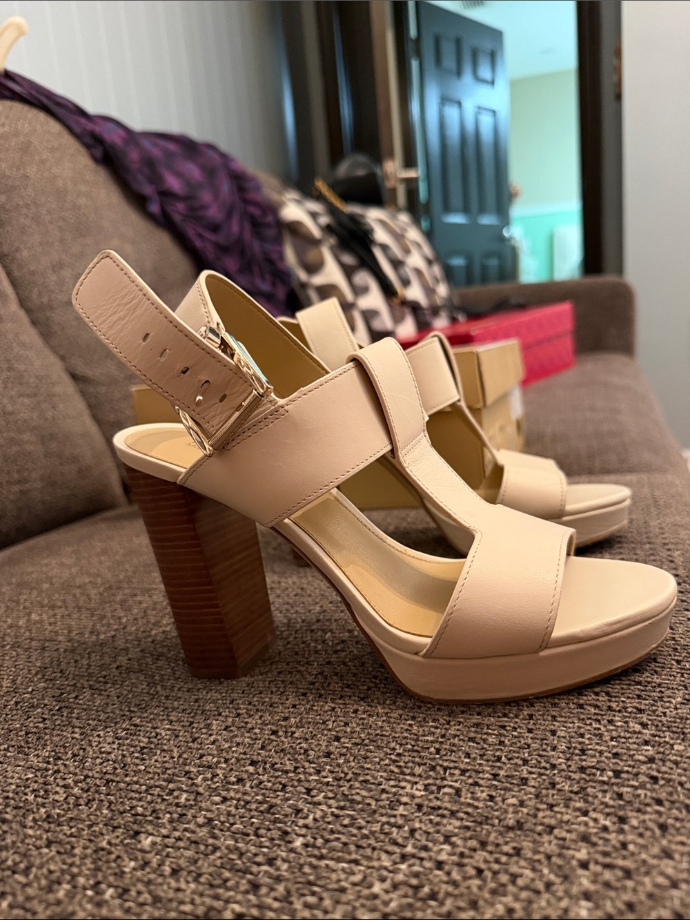 Michael Kors Cream Leather Platform Sandals with Stacked Wood Heel - Picture 2 of 4